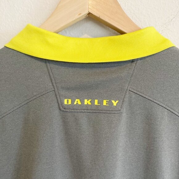 Oakley Tailored Fit Short Sleeve Polo Shirt - Picture 5 of 8